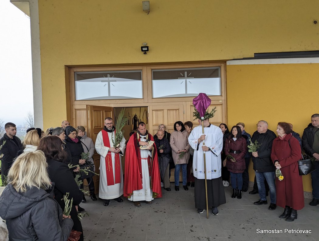 CVJETNICA U SAMOSTANU PETRIĆEVAC